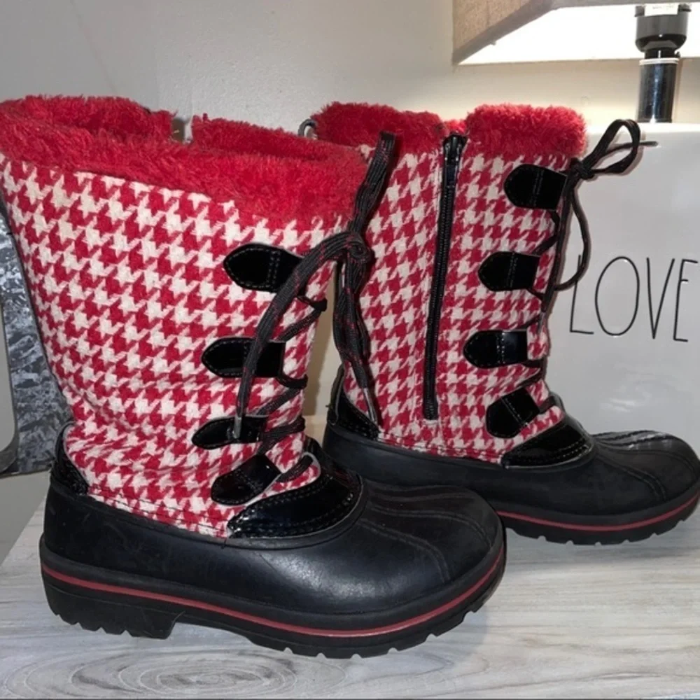 49 Ozark Trail boots